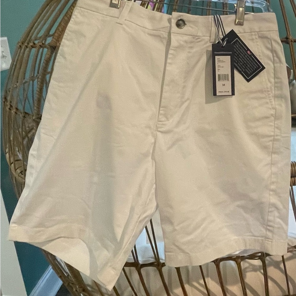 Vineyard Vines Men's Cream Flat Front Shorts